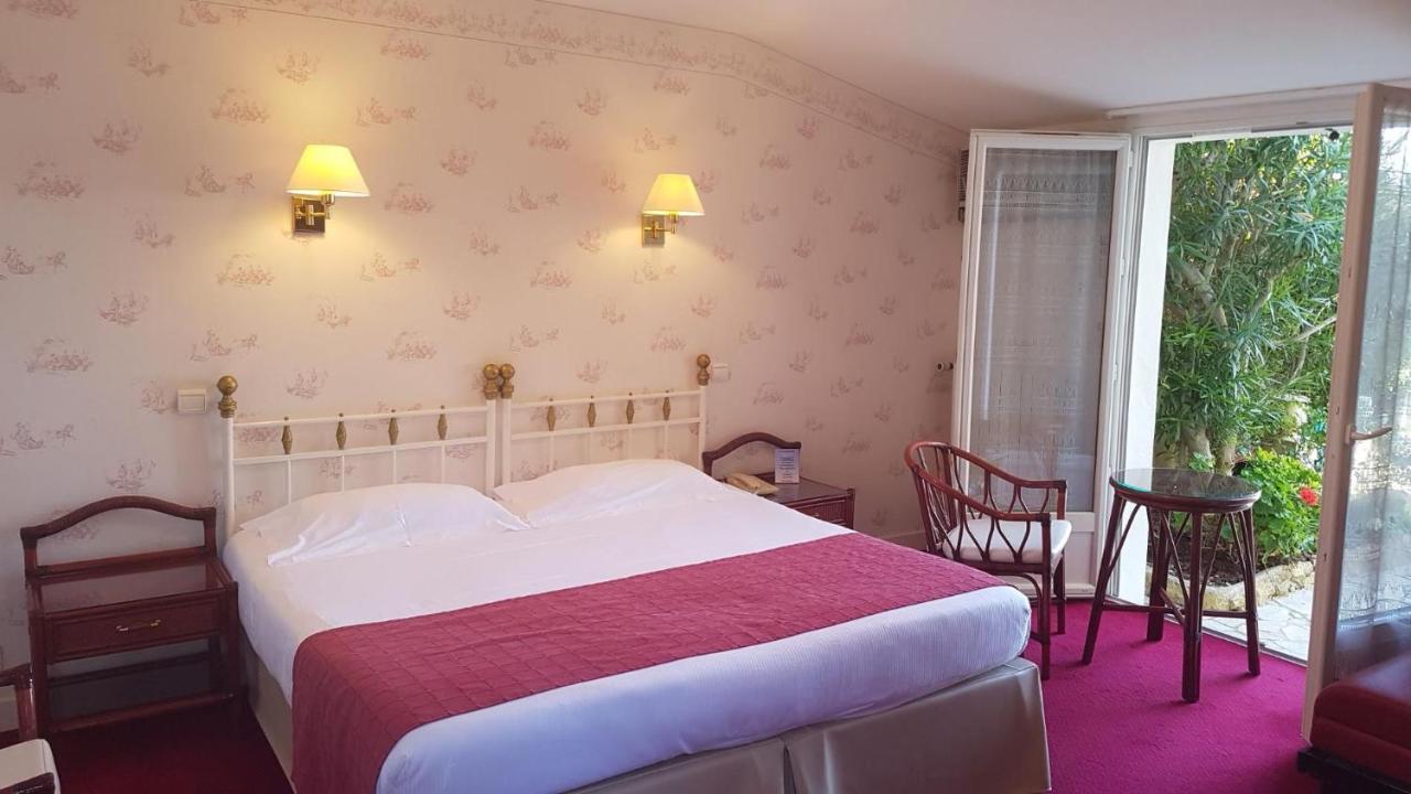 Hotel De Charme Brise Marine 3*
